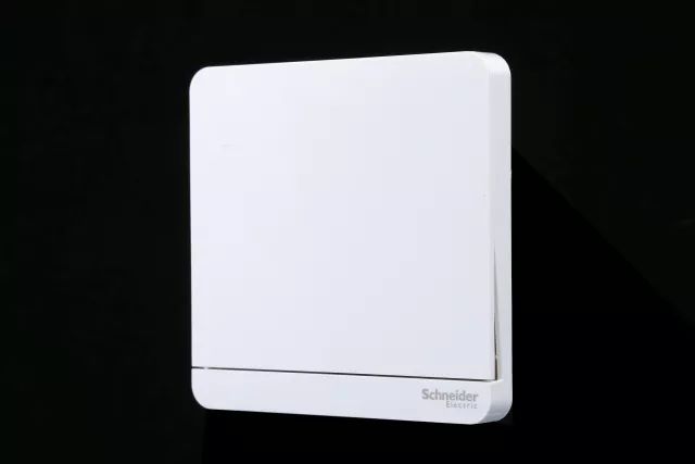 測評|無邊框開關(guān)之ABB、施耐德、西門子、羅格朗、西蒙