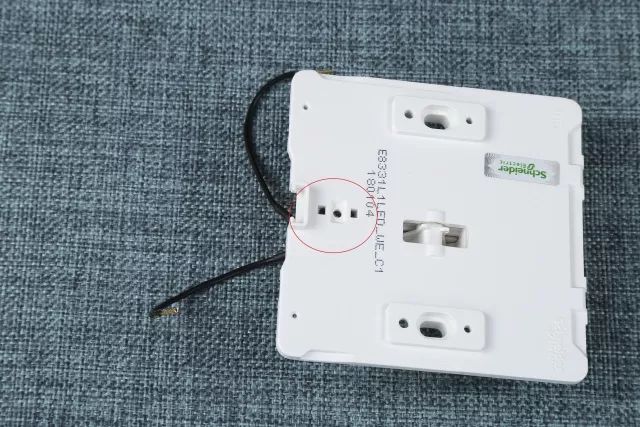 測評|無邊框開關(guān)之ABB、施耐德、西門子、羅格朗、西蒙